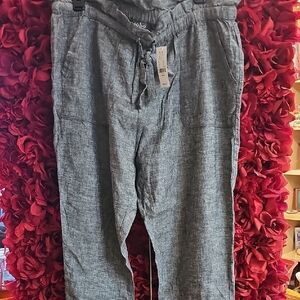 Soho Street NWT Women's Gray Linen/Cotton Capri Pants Size Large